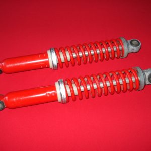 AMORTIGUADORES ROJOS, DE 29 CM LONGITUD. AGUJERO DE 9