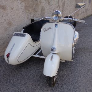 VESPA CON SIDECAR
