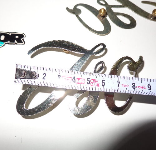 ANAGRAMA ISO ,(con 3 tornillos.)