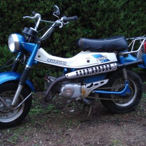 SUZUKI RV 50