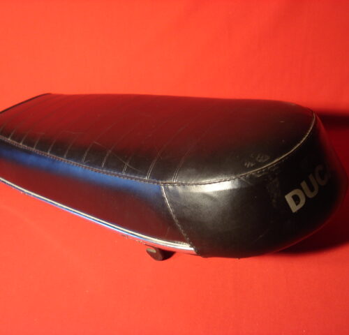 ASIENTO DUCATI 49 REF 33