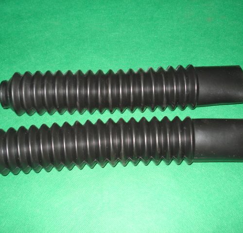 Fuelles goma negros, de 33 cm largo por 35 diámetro