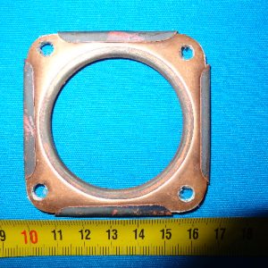 JUNTA BULTACO CUADRADA 4 AGUJEROS DE 65MM LONGITUD