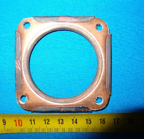 JUNTA BULTACO CUADRADA 4 AGUJEROS DE 65MM LONGITUD