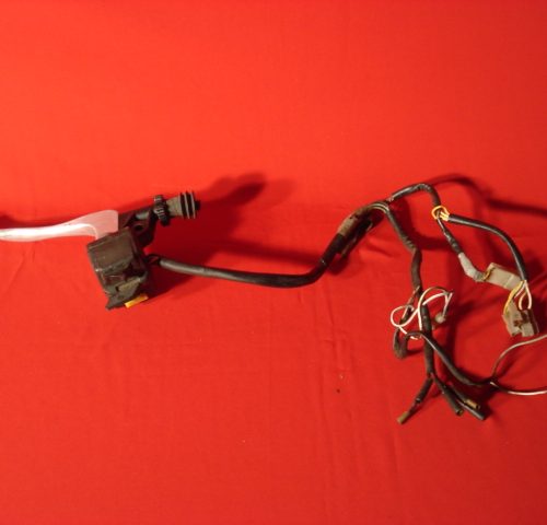 INTERRUPTOR DERBI 2002 IZQUIERDO MOTOPLAT CON MANETA