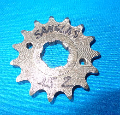 PIÑÓN SANGLAS 400 DE 15 Z