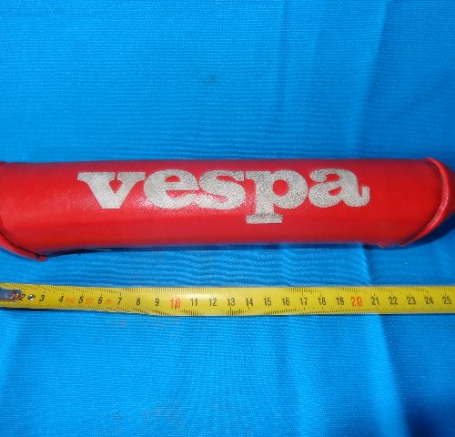 PROTECTOR MANILLAR VESPA ROJO (OCASION)