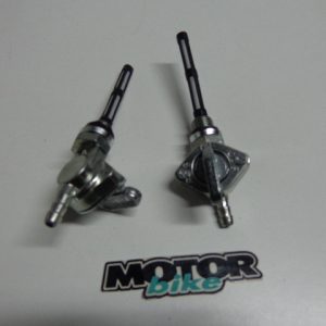 Grifos de gasolina 12 x 150 rosca . Dos unidades