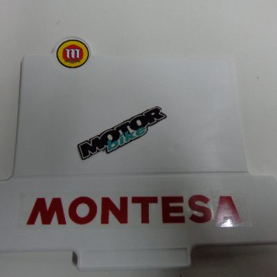 PORTA NÚMEROS MONTESA COTA BLANCO CON DOS ADHESIVOS