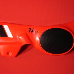 TAPA DERBI 75 ROJA IZQUIERDA, ORIGINAL EPOCA.