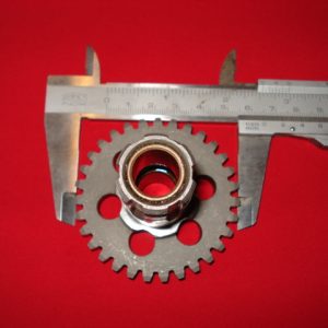 PIÑON BULTACO MERCURIO MOTOR 4 MARCHAS.