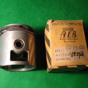 PISTON VESPA 160 c.c., DE 61,50, COMPLETO