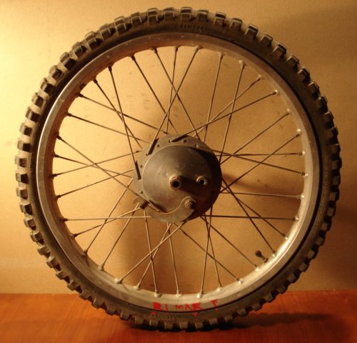 RUEDA RIEJU MARATHON 3.00 X21 DELANTERA REF RU 58