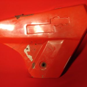 TAPA DERBI 2002 IZQUIERDA METÁLICA