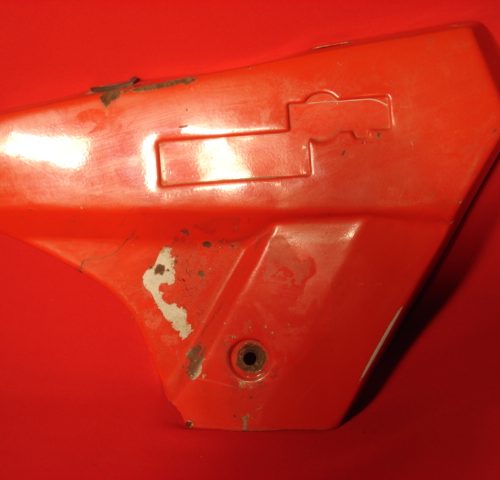 TAPA DERBI 2002 IZQUIERDA METÁLICA