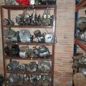 Motores varios Norton, Bsa, Harley, Bmw, Ossa, Montesa, Derbi, Ducati, Bultaco, Aleu, Sanglas...
