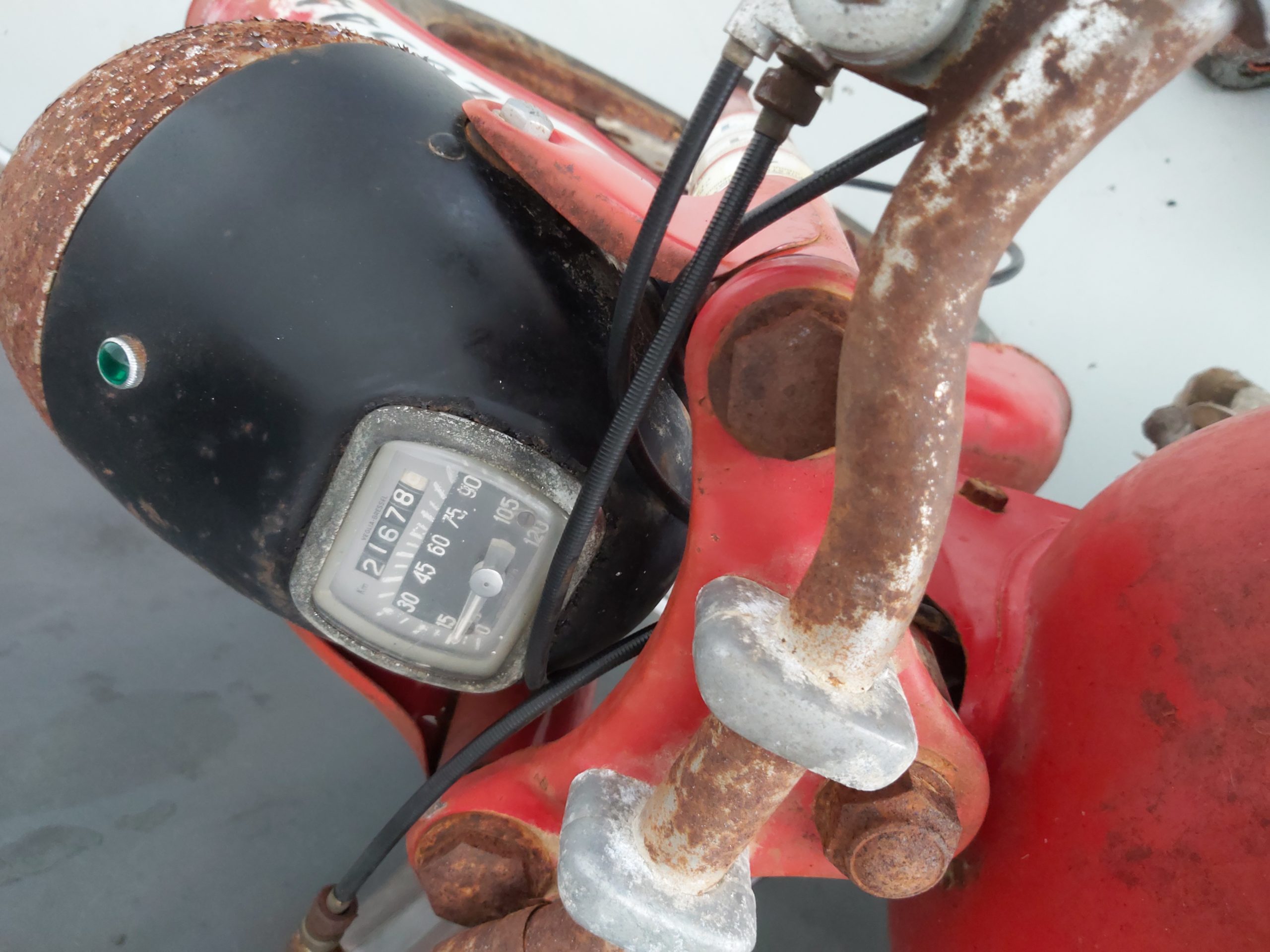 Moto Guzzi Larios 110 de 1962 para restaurar - Imagen 3