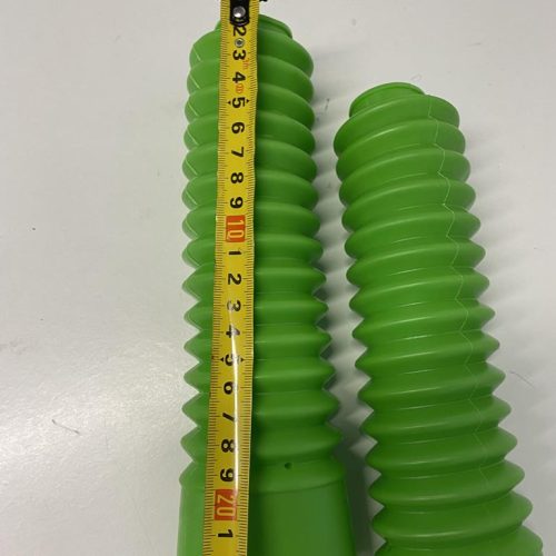 Fuelles verdes para moto. L 23 CM x 30 y 50 mm de diametro