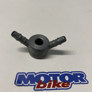 Toma doble de gasolina para carburador Bing