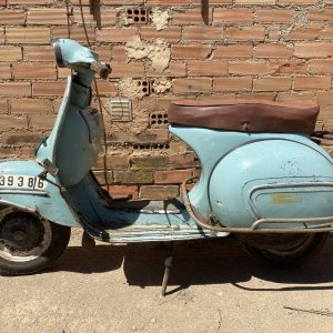 Vespa 150 S blue
